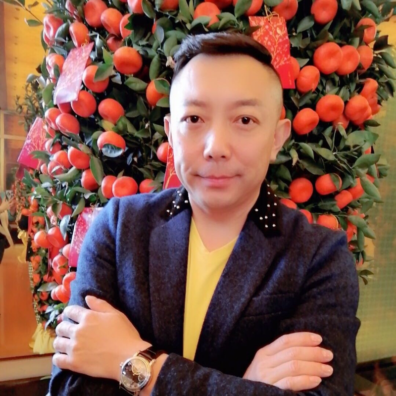 巧克力绅士的第一张照片--澳门闪婚服务中心