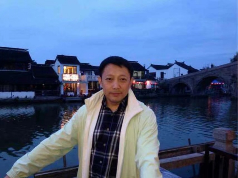 巧克力绅士的第六张照片--澳门闪婚服务中心