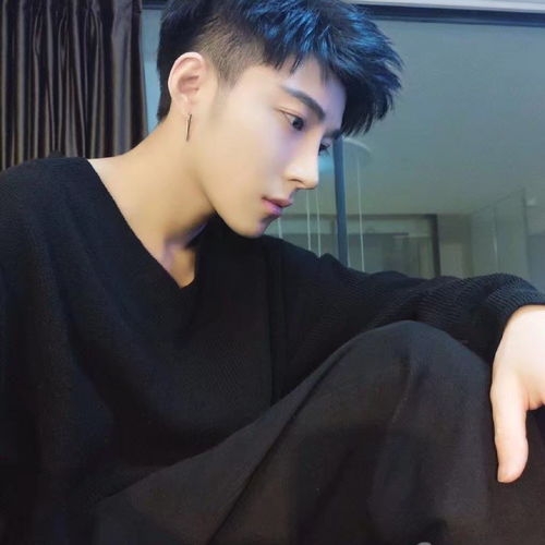 碧池的第一张照片--澳门闪婚服务中心