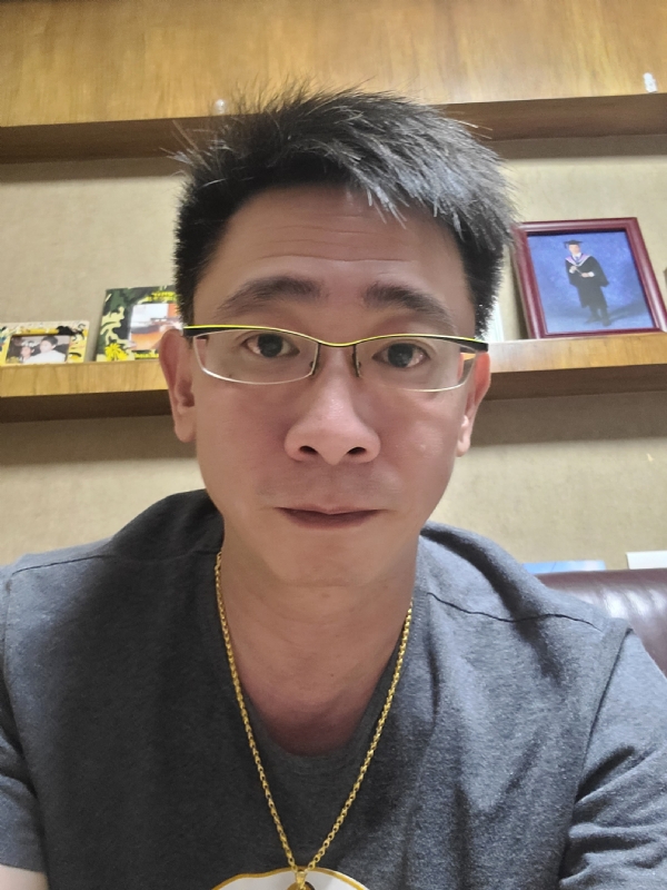 Kam的第一张照片--澳门闪婚服务中心